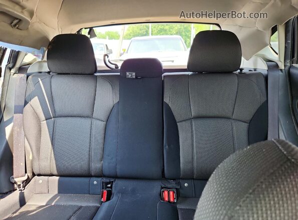JF2GTABC3M8331845 2021 SUBARU CROSSTREK Gray უკანა სავარძლების ხედი