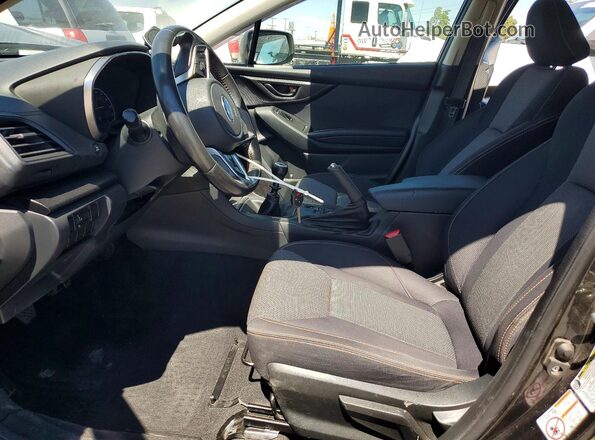 JF2GTABC4J9310430 2018 SUBARU CROSSTREK Charcoal Widok wnętrza z przodu