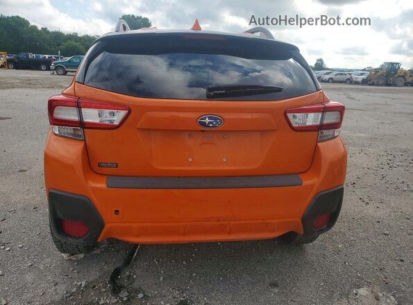 JF2GTABC4JH333549 2018 SUBARU CROSSTREK Orange უკანა ხედი