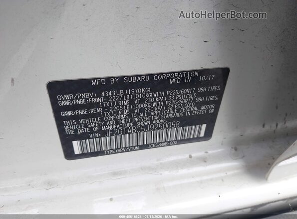 JF2GTABC5J9250058 2018 SUBARU CROSSTREK White Вид підкапотного простору