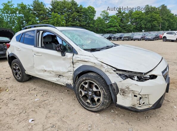 JF2GTABC5JH256237 2018 SUBARU CROSSTREK White Przód prawy