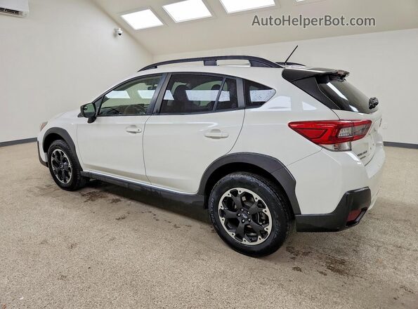JF2GTABC5N8285923 2022 SUBARU CROSSTREK White Задня ліва чверть