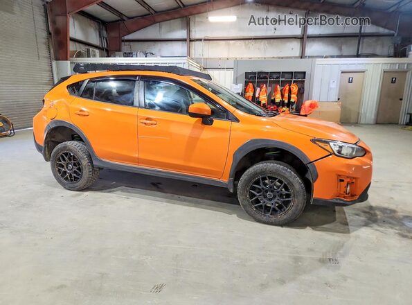 JF2GTABC6JH257946 2018 SUBARU CROSSTREK Orange Передня права чверть