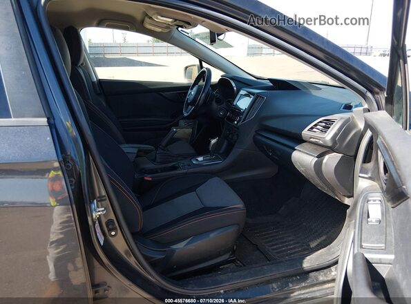 JF2GTABC6JH294480 2018 SUBARU CROSSTREK Gray Vista interior delantera