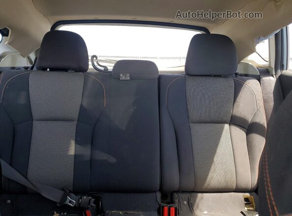 JF2GTABC7JH332928 2018 SUBARU CROSSTREK Синий Вид задних сидений