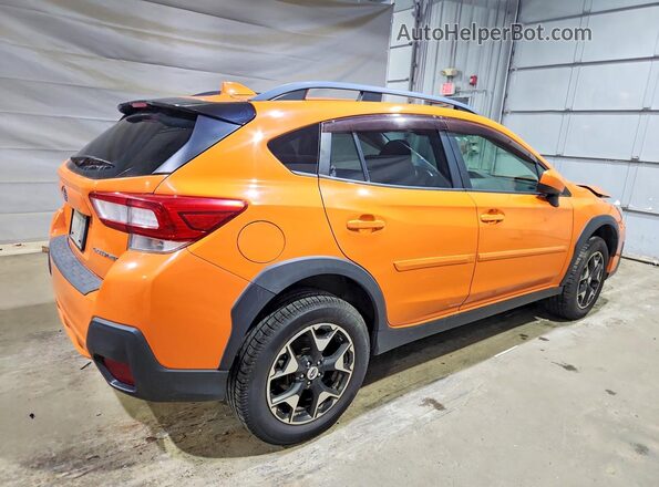 JF2GTABC8JH298157 2018 SUBARU CROSSTREK Orange Հետևի աջ