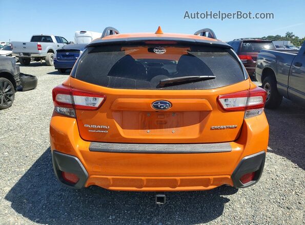 JF2GTACC3K8333400 2019 SUBARU CROSSTREK Orange Вид ззаду