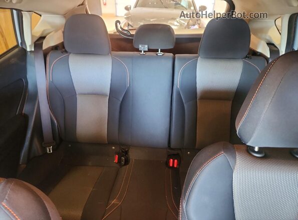 JF2GTACC4K8203495 2019 SUBARU CROSSTREK Синий Вид задних сидений