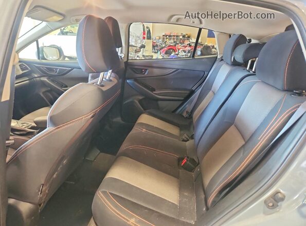JF2GTACC4K8203495 2019 SUBARU CROSSTREK Синий Вид задней части салона