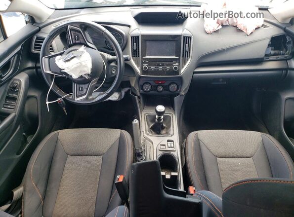 JF2GTACC4K9344240 2019 SUBARU CROSSTREK Silver Vista del salpicadero