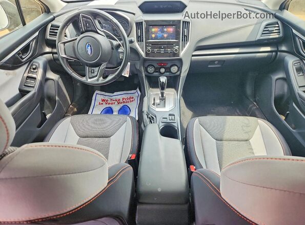 JF2GTACC6KH276755 2019 SUBARU CROSSTREK White Առջևի վահանակի տեսք
