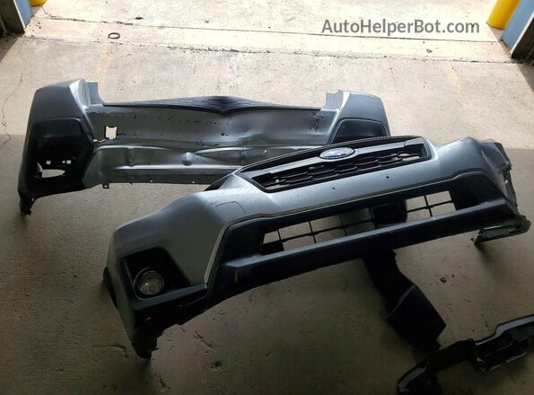 JF2GTACC8K8348135 2019 SUBARU CROSSTREK Silver Vista de la etiqueta del VIN