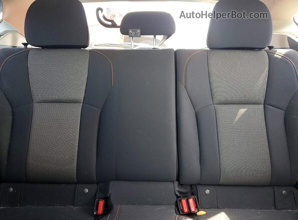 JF2GTACC8KG266945 2019 SUBARU CROSSTREK Blue Widok tylnych siedzeń