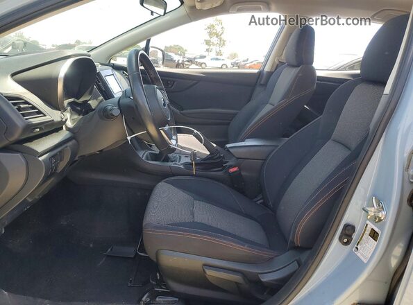 JF2GTACC9N9218685 2022 SUBARU CROSSTREK Blue Front interior view