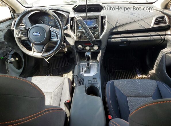 JF2GTADC3JH313340 2018 SUBARU CROSSTREK Gray Vista del salpicadero
