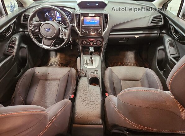 JF2GTADC4JH298881 2018 SUBARU CROSSTREK Серебряный Вид панели приборов