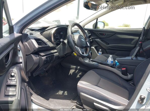 JF2GTADC4JH313749 2018 SUBARU CROSSTREK Light Blue Vista interior delantera
