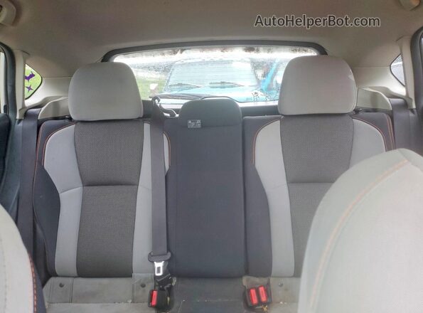 JF2GTADC6J8257376 2018 SUBARU CROSSTREK Белый Вид задних сидений