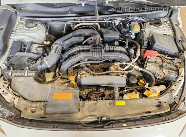 JF2GTAEC0K8301033 2019 SUBARU CROSSTREK White Vista del compartimento del motor