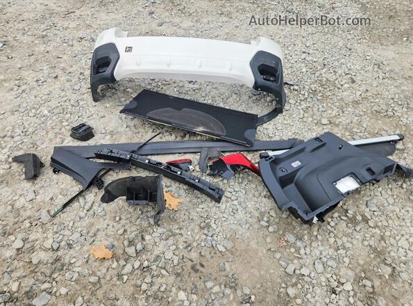JF2GTAEC0N8216097 2022 SUBARU CROSSTREK White VIN sticker view