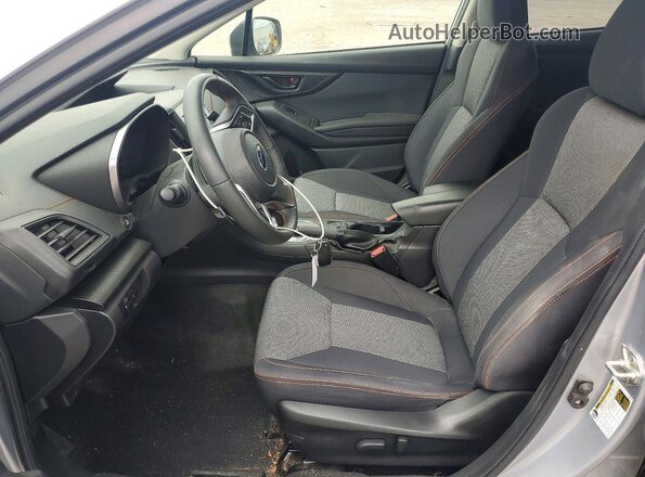JF2GTAEC1PH244512 2023 SUBARU CROSSTREK Серебряный Вид салона спереди