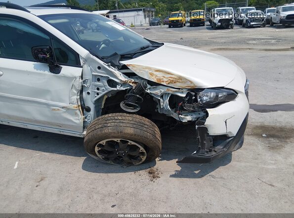 JF2GTAEC2MH367053 2021 SUBARU CROSSTREK White Դիմացի տեսք