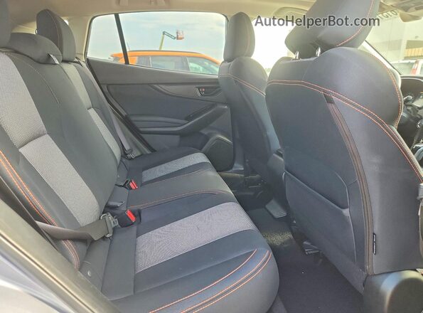 JF2GTAEC2P8270388 2023 SUBARU CROSSTREK Silver Widok wnętrza z tyłu