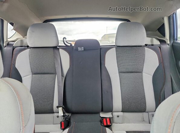 JF2GTAEC3KH357774 2019 SUBARU CROSSTREK Blue Rear seats view