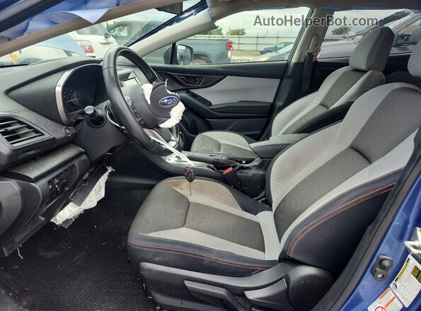 JF2GTAEC3KH357774 2019 SUBARU CROSSTREK Blue Front interior view