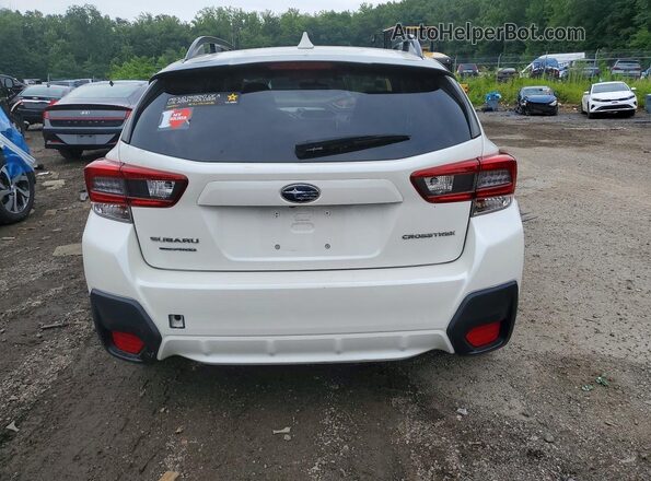 JF2GTAEC3NH220094 2022 SUBARU CROSSTREK White Rear view