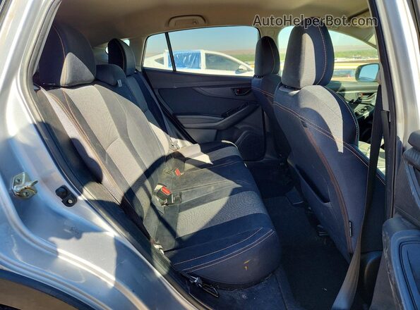 JF2GTAEC5K8243453 2019 SUBARU CROSSTREK Silver Rear seats view