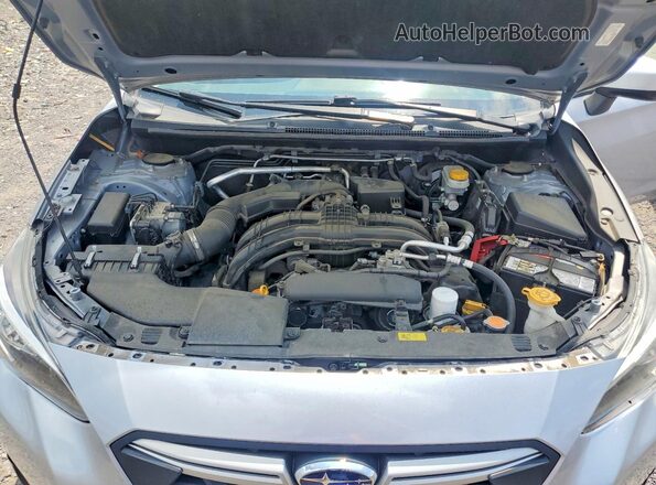 JF2GTAEC6M8291143 2021 SUBARU CROSSTREK Silver Vista del compartimento del motor