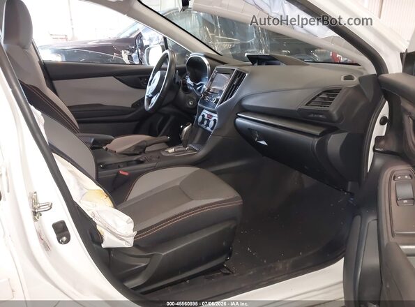 JF2GTAEC7KH209093 2019 SUBARU CROSSTREK White Front interior view