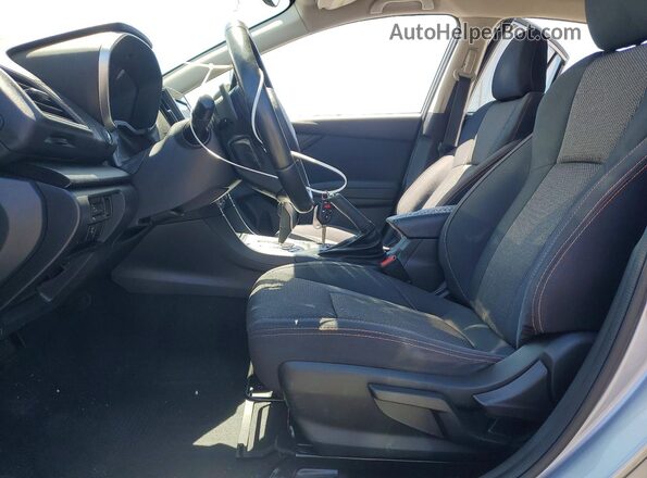 JF2GTAEC8K8301684 2019 SUBARU CROSSTREK Silver წინა სალონის ხედი