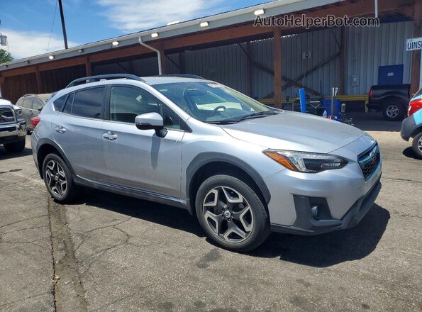 JF2GTAJC1JH313843 2018 SUBARU CROSSTREK Gray Front right