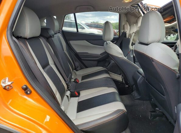 JF2GTALC0J8246035 2018 SUBARU CROSSTREK Orange Вид задньої частини салону