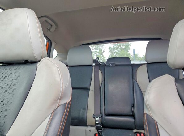 JF2GTALC0J8246035 2018 SUBARU CROSSTREK Orange Вид задніх сидінь