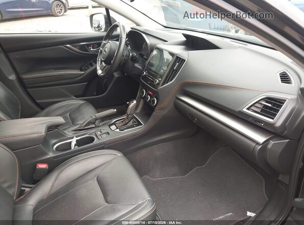 JF2GTALC9J8277915 2018 SUBARU CROSSTREK Black Front interior view