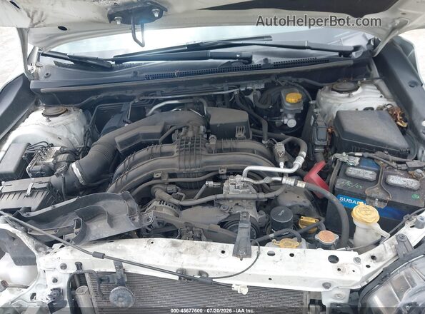 JF2GTALC9JH205368 2018 SUBARU CROSSTREK White Հետևի տեսք