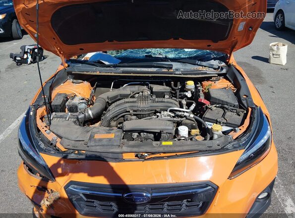 JF2GTALC9JH223708 2018 SUBARU CROSSTREK Orange Vista trasera