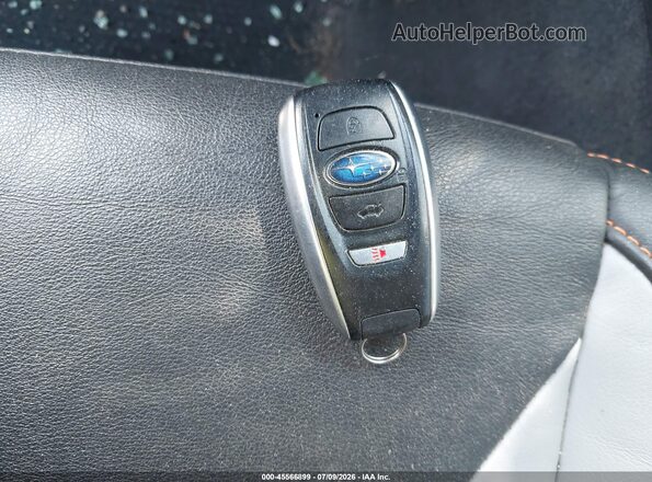 JF2GTALC9JH238564 2018 SUBARU CROSSTREK Blue Вид панелі приладів