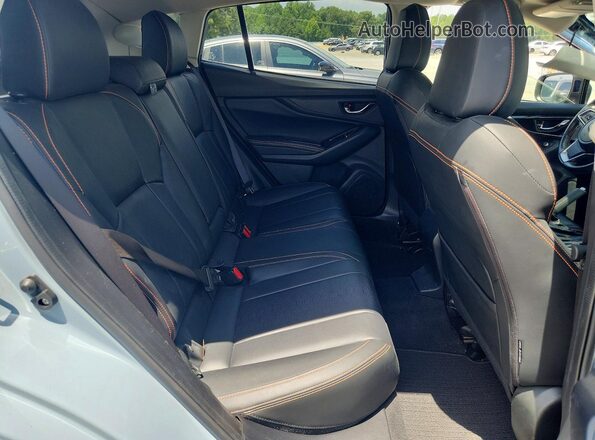 JF2GTALCXJH225080 2018 SUBARU CROSSTREK Blue Սալոնի հետևի տեսք