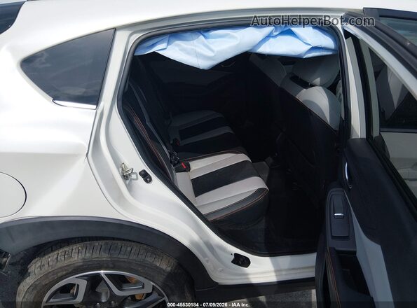 JF2GTAMC2KH219368 2019 SUBARU CROSSTREK White VIN կոդի պիտակի տեսք