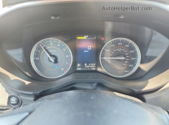 JF2GTAMC3J8262552 2018 SUBARU CROSSTREK Silver Vista del cuadro de instrumentos