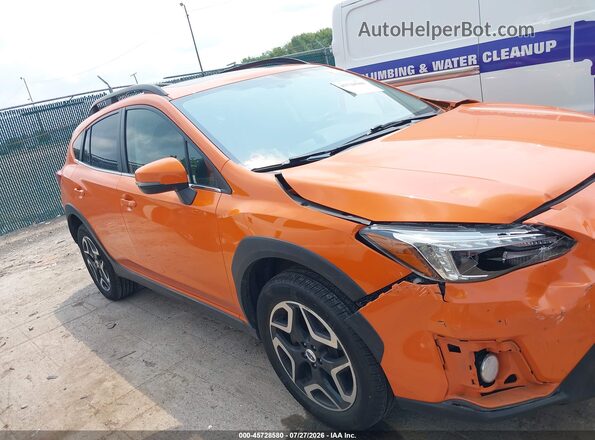 JF2GTAMC4JH294829 2018 SUBARU CROSSTREK Orange Rear interior view