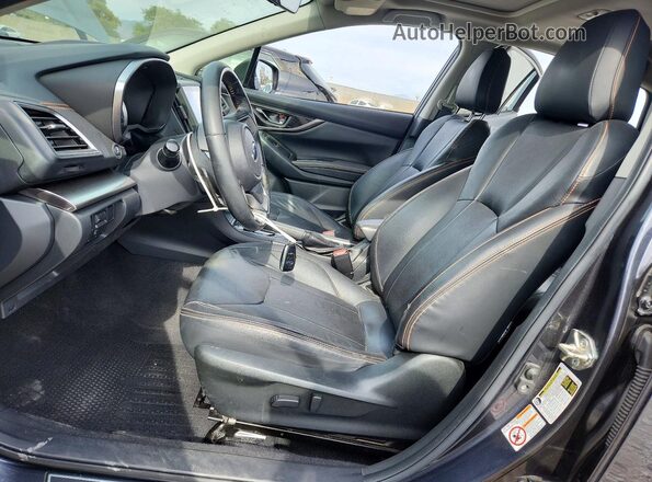 JF2GTAMC5JH311766 2018 SUBARU CROSSTREK Gray Widok wnętrza z przodu