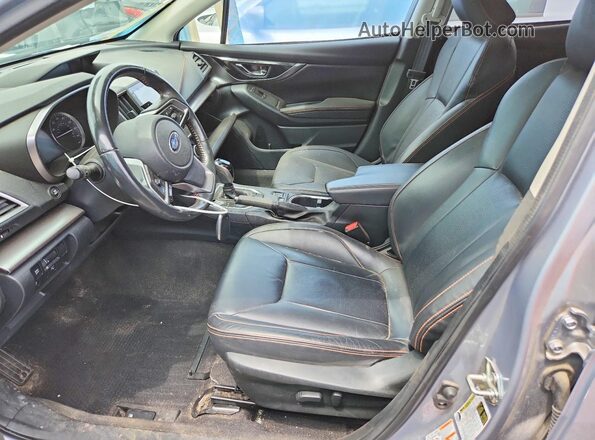 JF2GTAMC5K8260285 2019 SUBARU CROSSTREK Silver Vista interior delantera