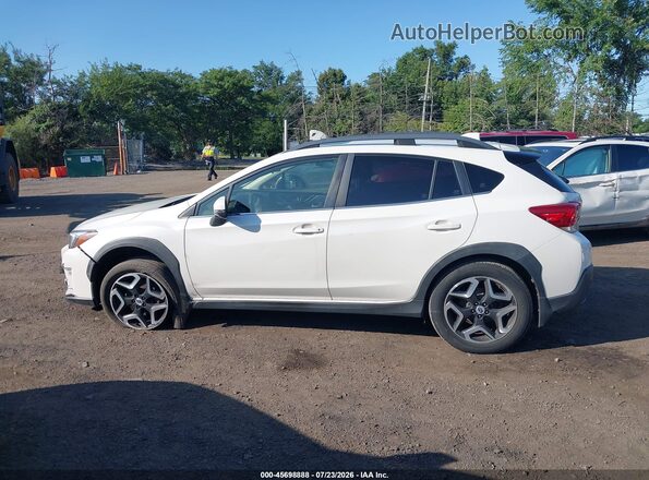 JF2GTAMC6JH236737 2018 SUBARU CROSSTREK White სალონის 360-გრადუსიანი ხედი