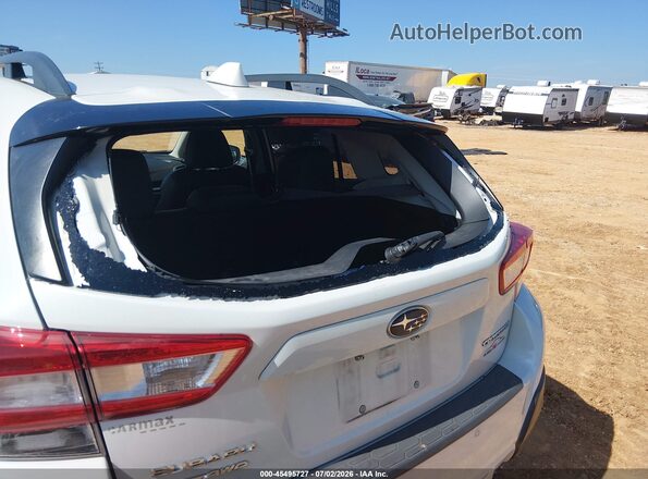 JF2GTAMC7J8201883 2018 SUBARU CROSSTREK White Vista frontal