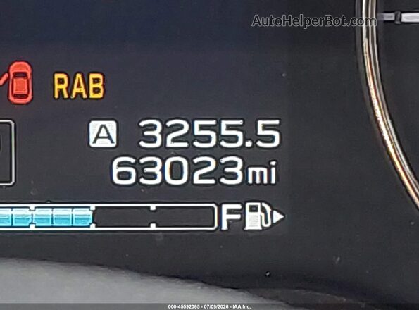 JF2GTAMC7JH289155 2018 SUBARU CROSSTREK White 